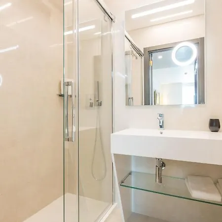 Meraprime Gold Hotell